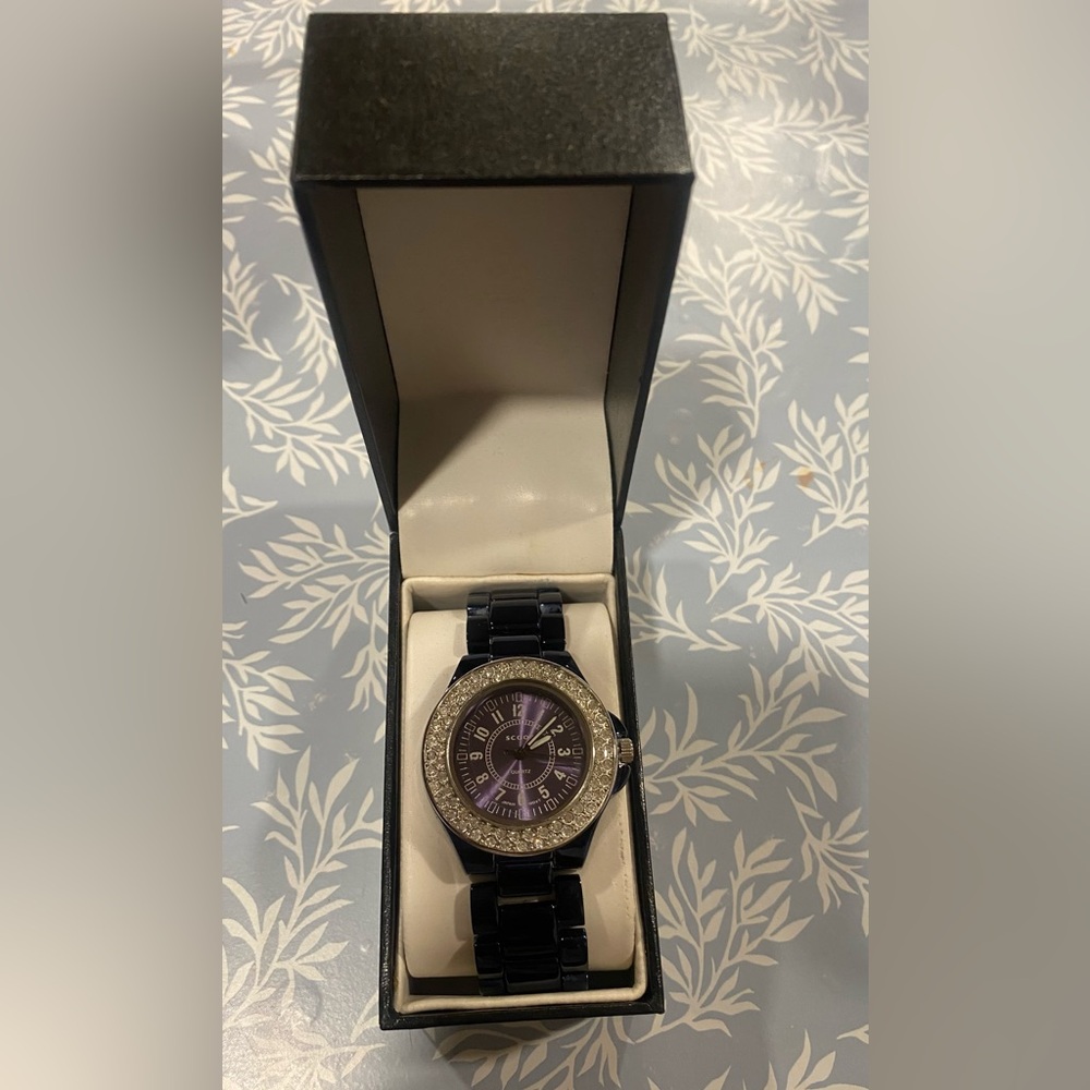 Women's Scoop Quartz Watch